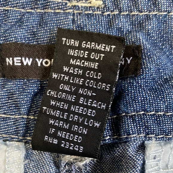 New York & Company Denim Capris - Picture 8 of 14